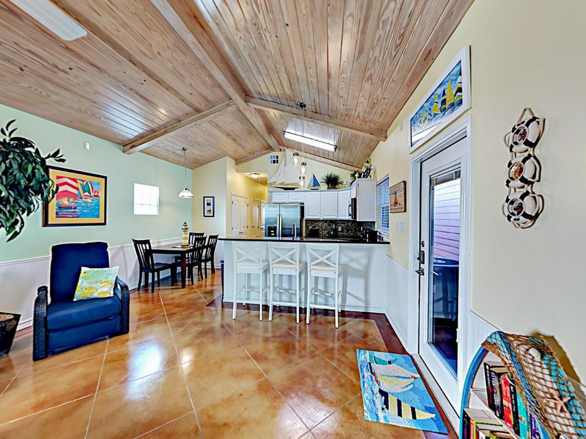 Apartament Sail Away At Pirate'S Bay Unit 113 Port Aransas Zewnętrze zdjęcie